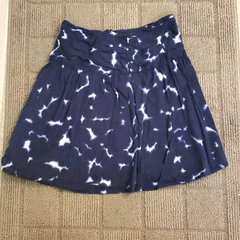 Theory blue and white cotton mini skirt, size 4